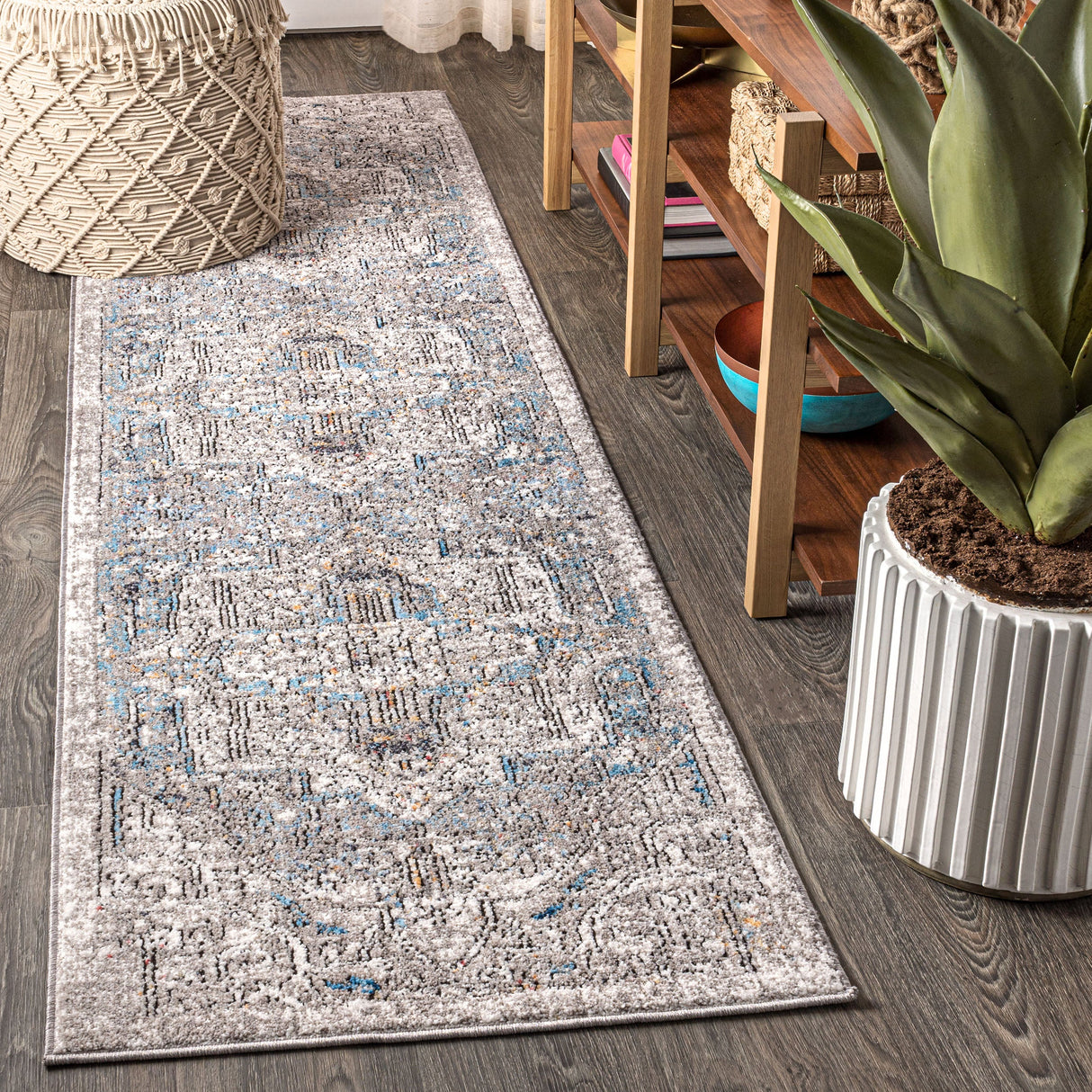 Vintage Medallion Area Rug - Gray / 7'9" x 10'