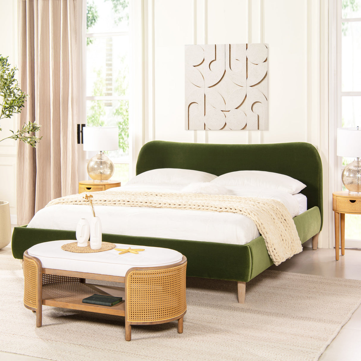 The-Avelund™-Velvet-Arc-Platform-Bed-Beds-&-Bed-Frames