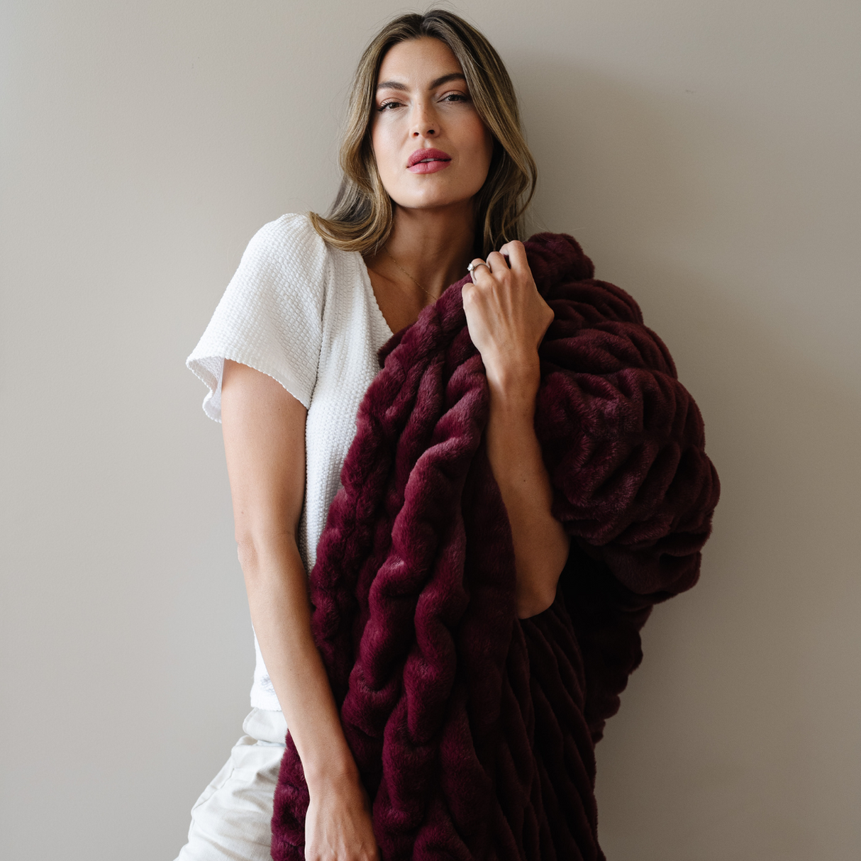 Double Ruched Faux Fur Throw Blankets