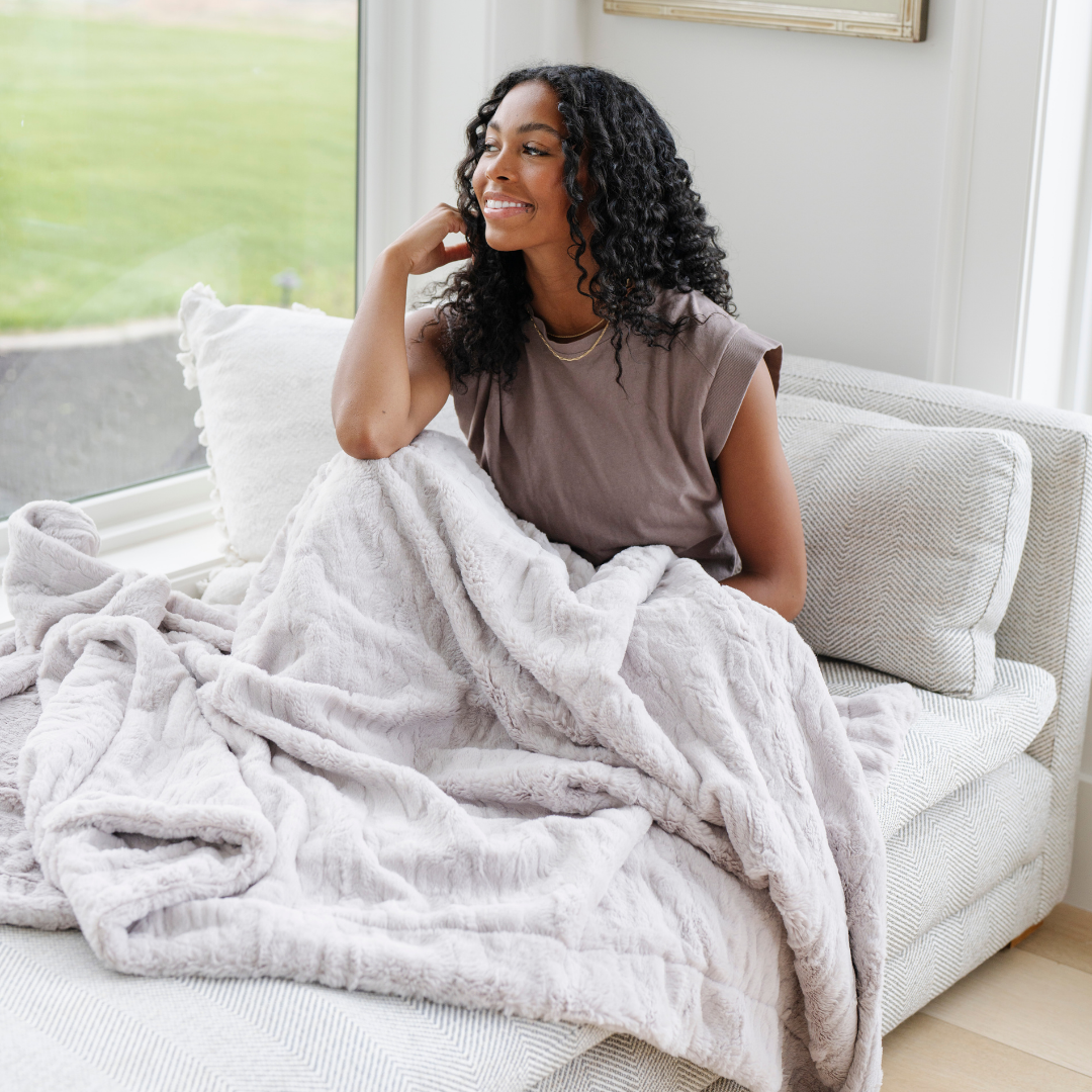 Faux Fur XL Throw Blankets