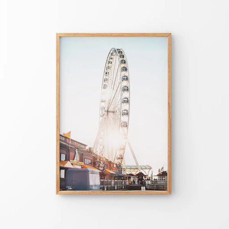 Ferris Wheel Wall Decor. Summer Beach Style
