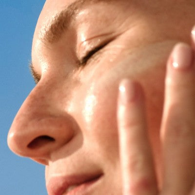 Hawaiian Tropic Silk Hydration Weightless Face Sunscreen SPF 30 1.7oz - Imperfect Container