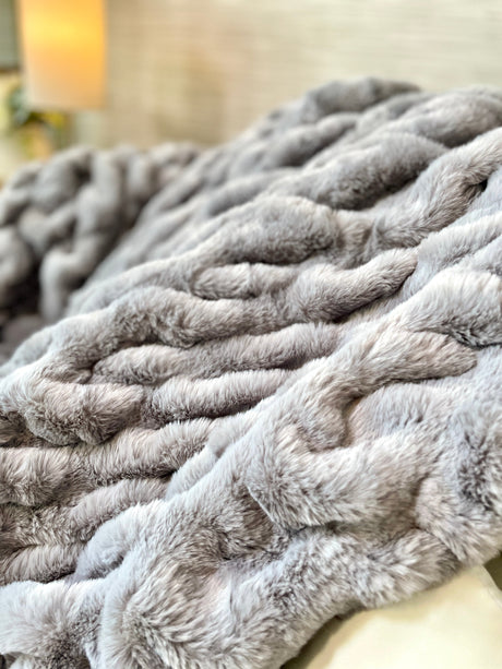 Gray Faux Fur Blanket - Medium: 50"x60"