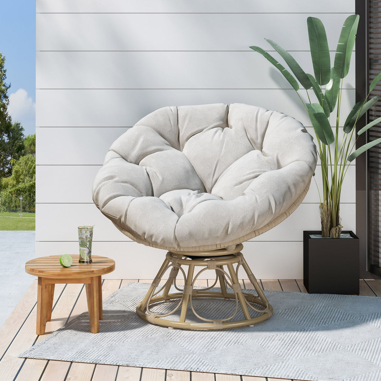 The-Swiveling-Outdoor-Papasan-Chair-Outdoor-Chairs