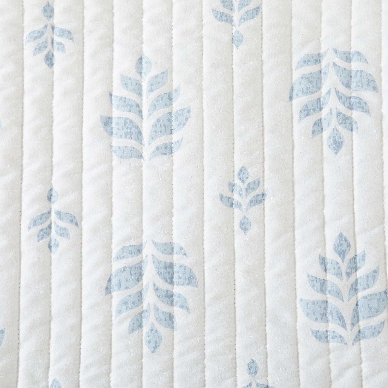 3-Piece French Floral Quilt - Colette Collection