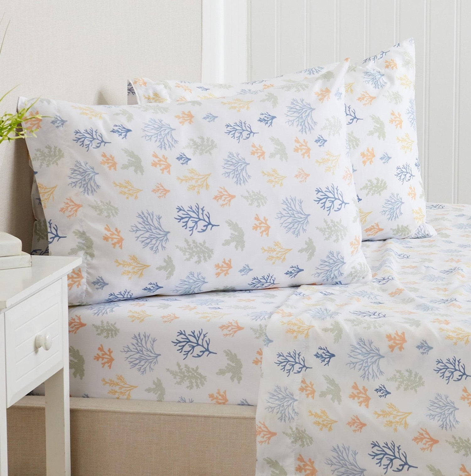 4-Piece Coastal Microfiber Sheet Set - Nantucket Collection