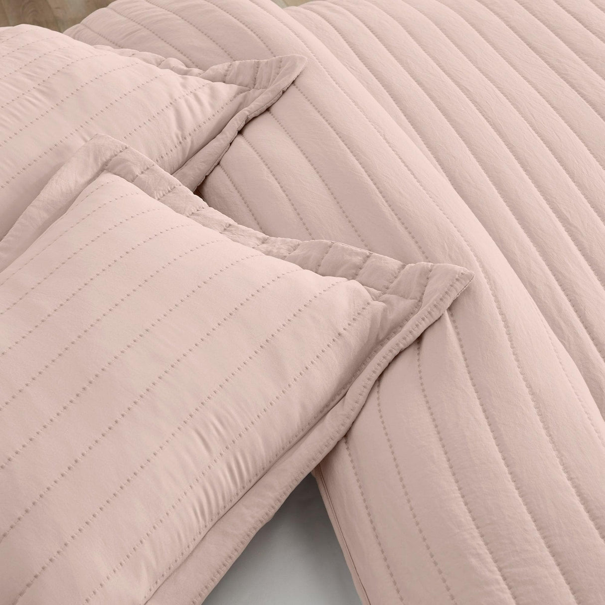 3-Piece Solid Striped Quilt - Virginia Collection