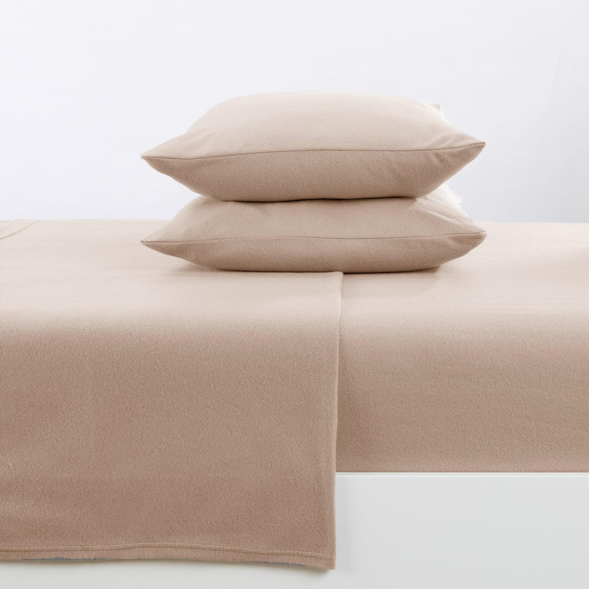 4-Piece Solid Fleece Sheet - Christina Collection