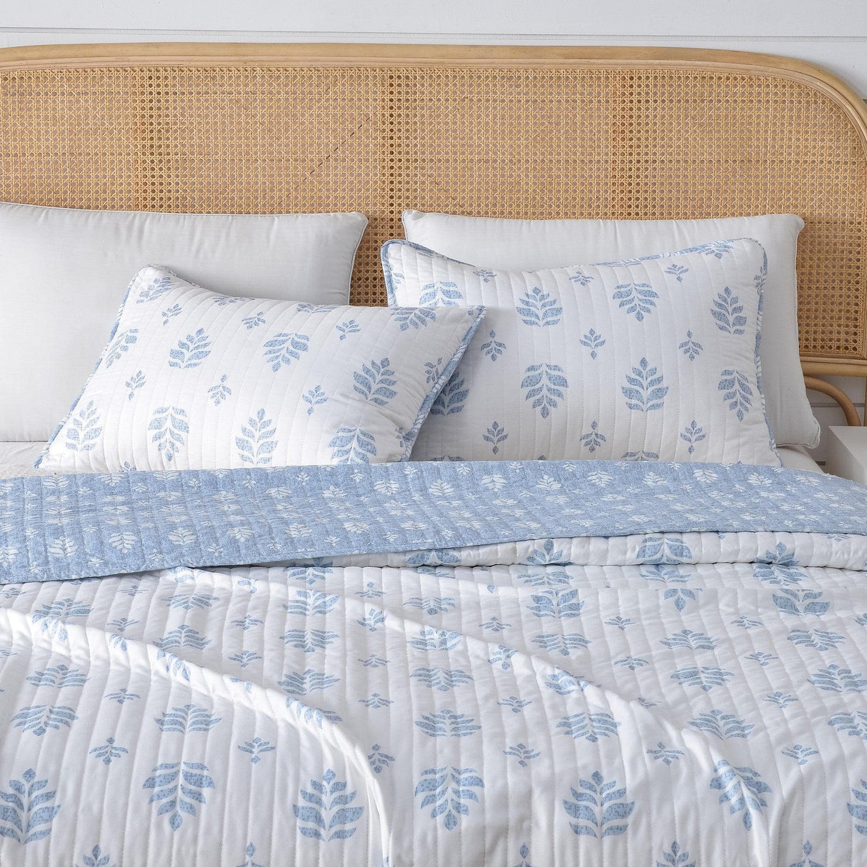 3-Piece French Floral Quilt - Colette Collection