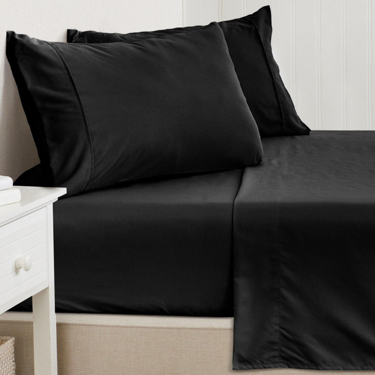 4 Piece Solid Microfiber Sheet - Amara Collection