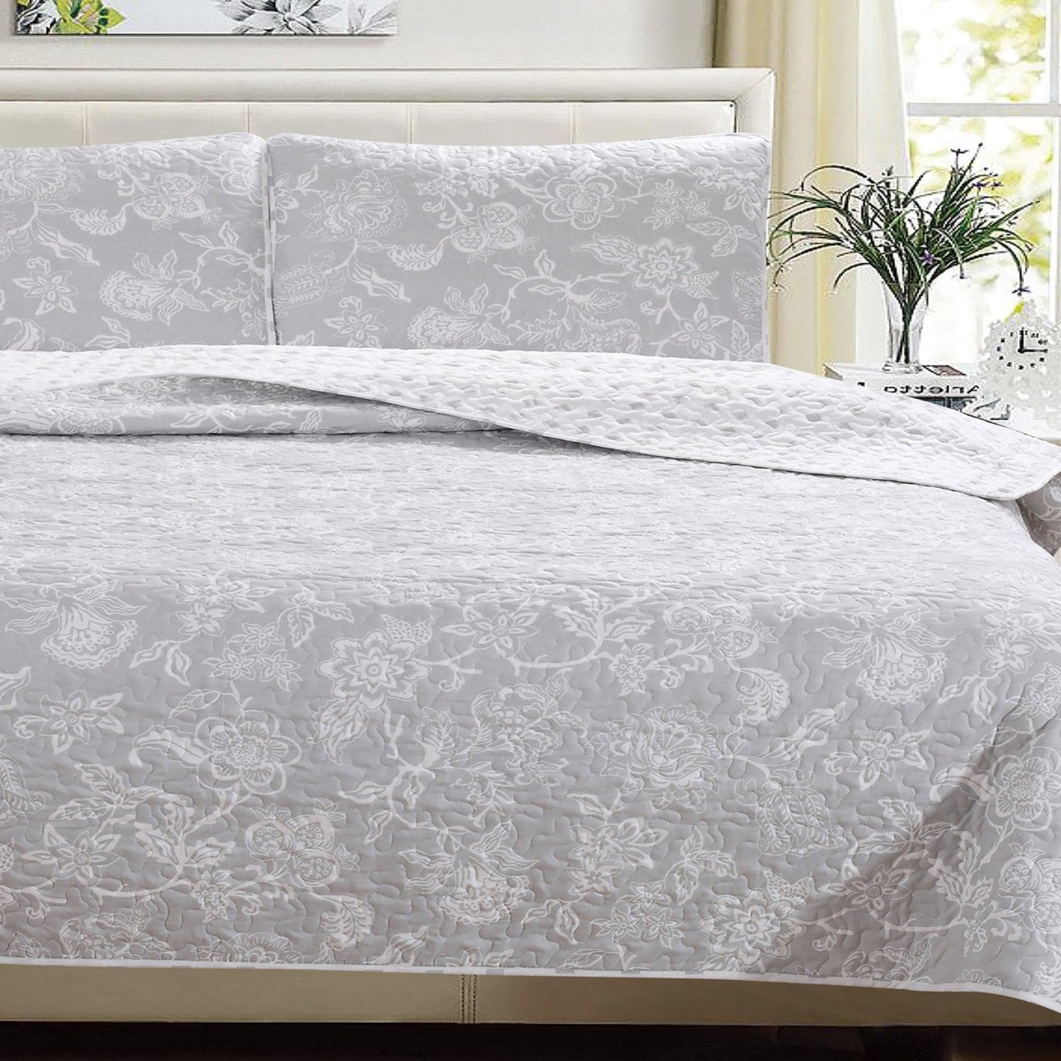 3-Piece Floral Quilt - Emma Collection