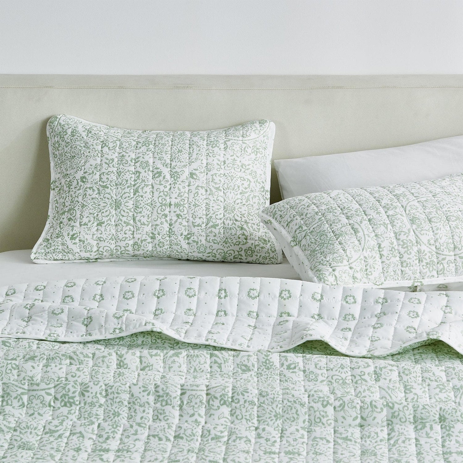 Floral Medallion Printed Microfiber Quilt Set - Kaleigh Collection