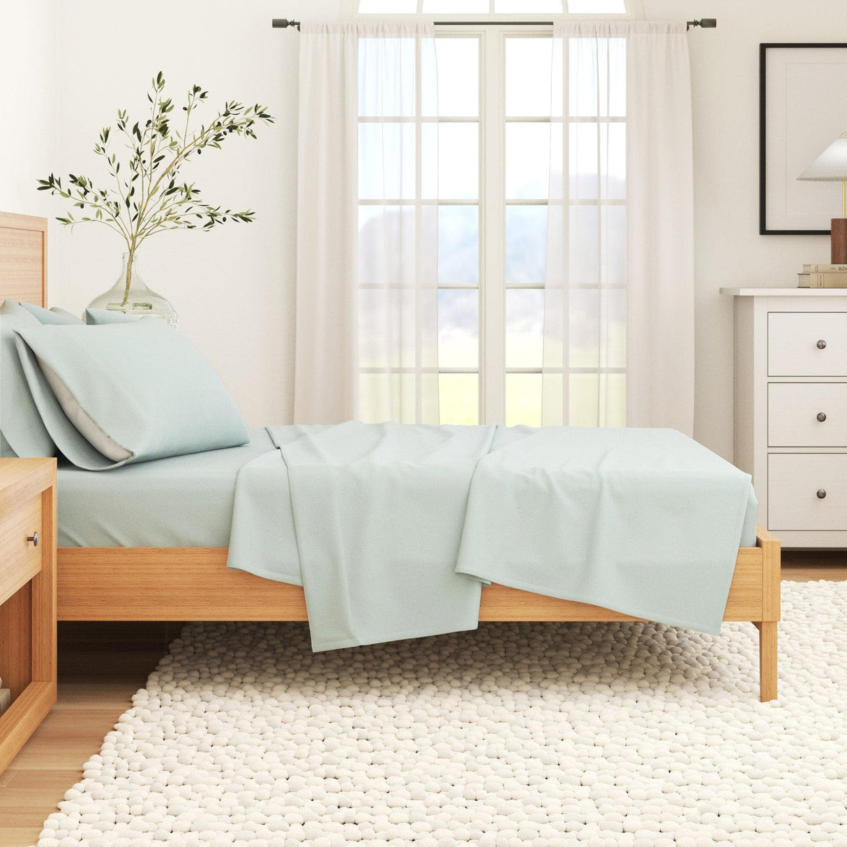 4-Piece Cotton Solid Flannel Sheet - Nordic Collection