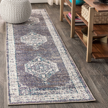 Vintage Medallion Area Rug - Gray/Ivory / 7'9" x 10'