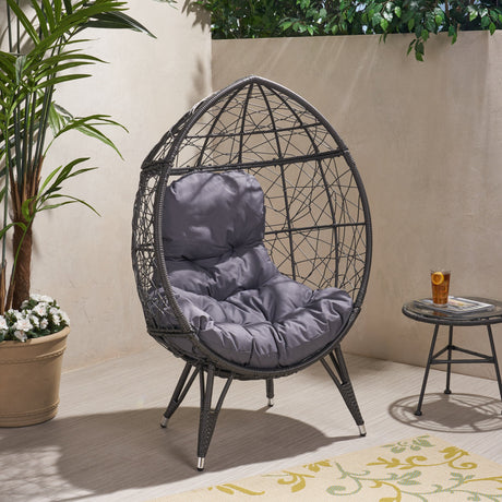 Gianni-teardrop-chair-Outdoor-Chairs