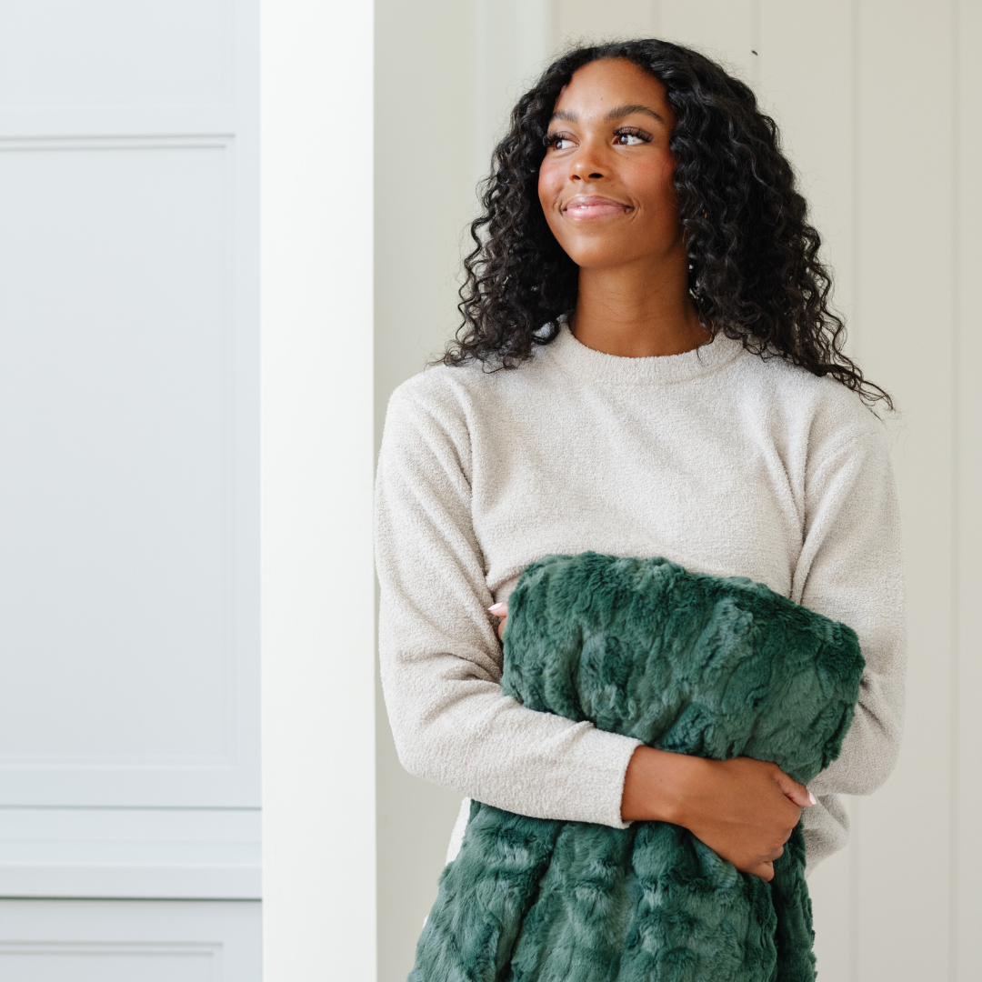 Faux Fur Throw Blankets