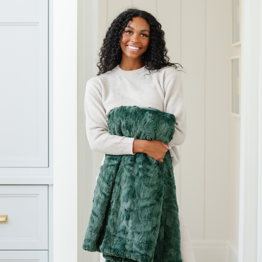 Faux Fur Throw Blankets