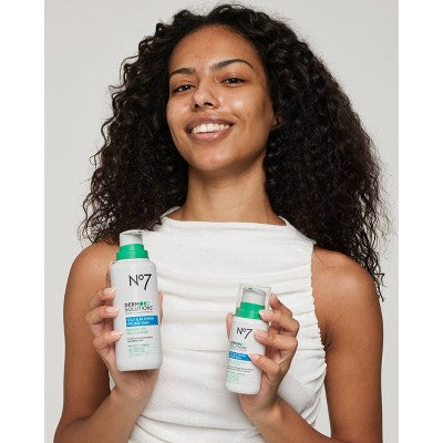 No7 Derm Solutions Daily Lightweight Moisturiser 3oz - Imperfect Container