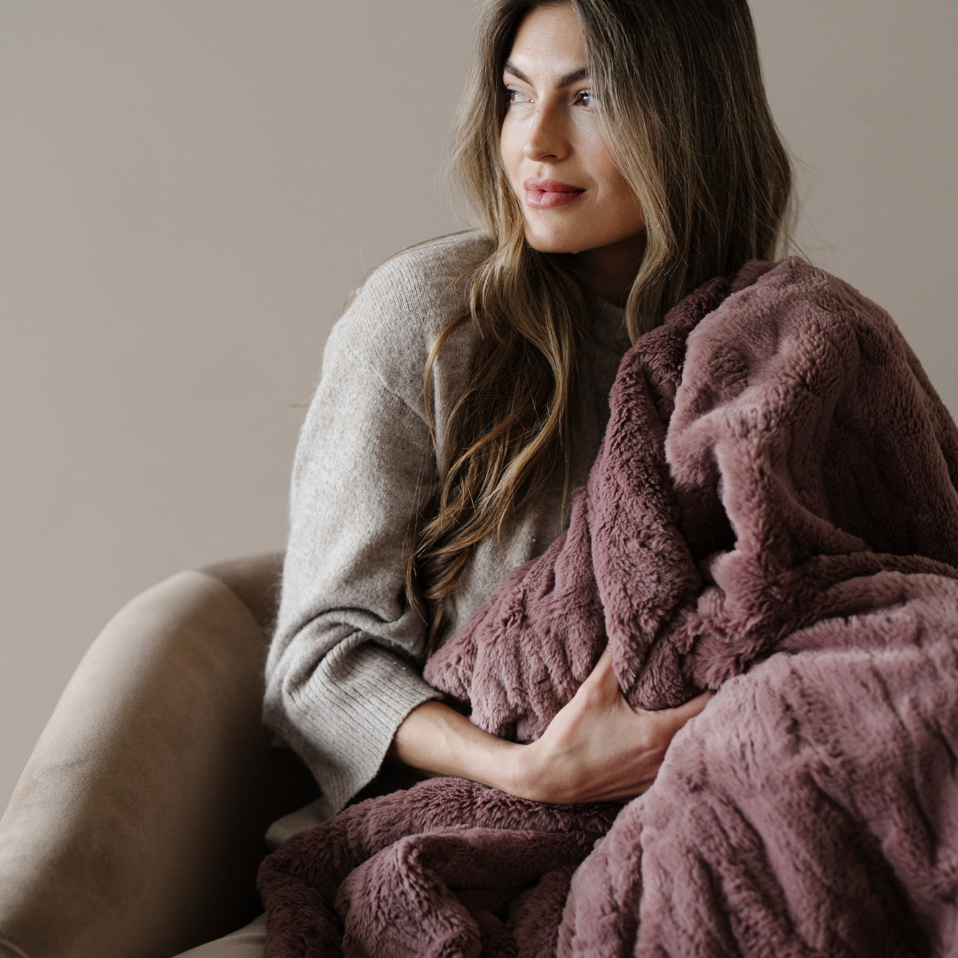 Faux Fur XL Throw Blankets