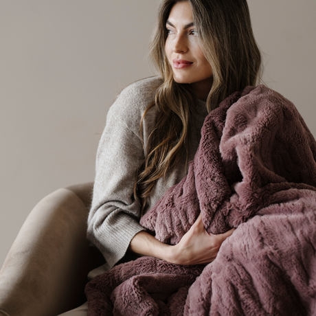 Faux Fur XL Throw Blankets