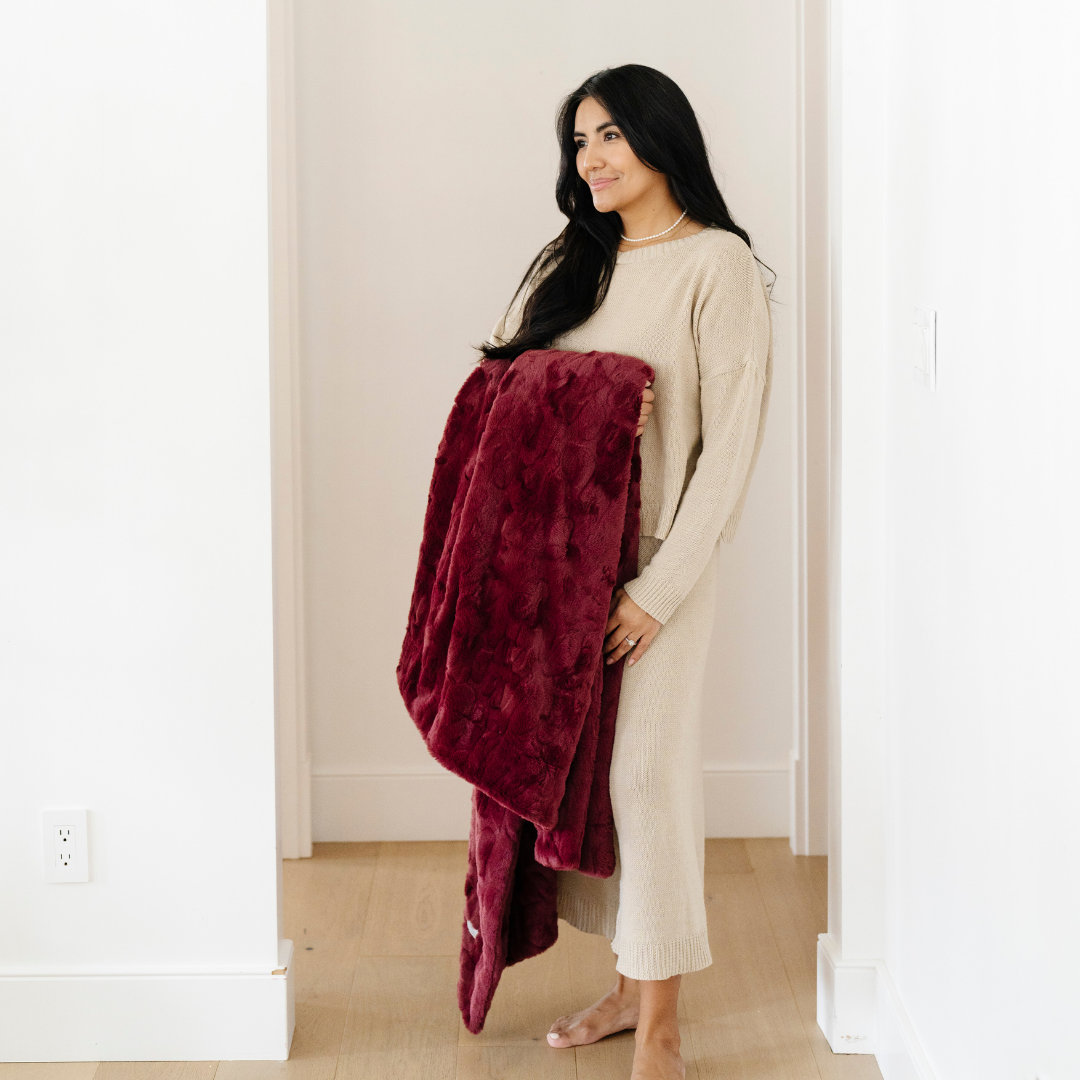 Faux Fur XL Throw Blankets