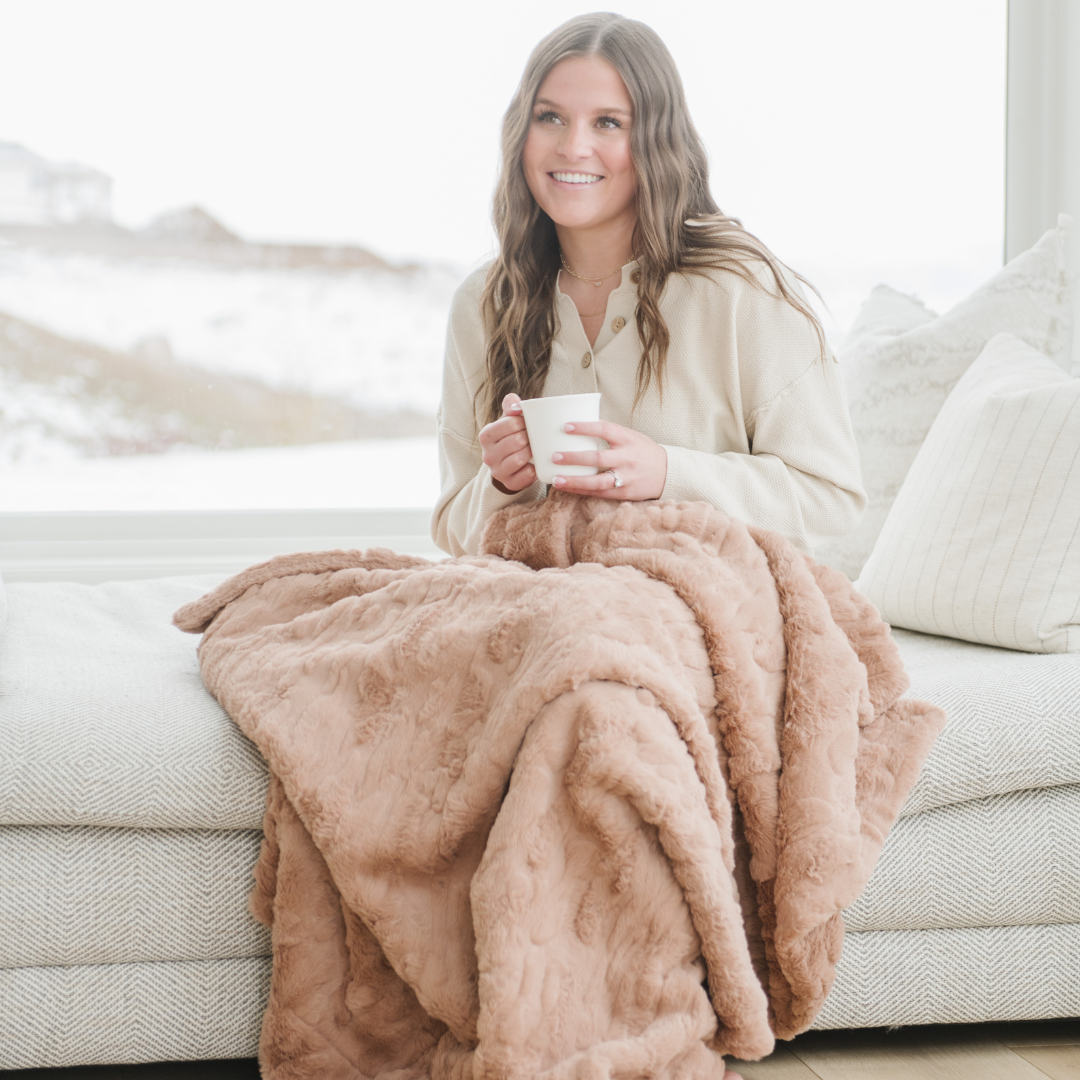 Faux Fur XL Throw Blankets