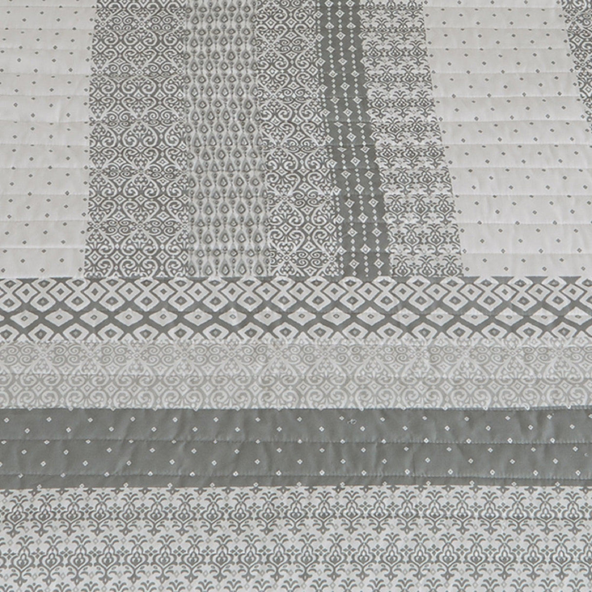 3-Piece Stripe Quilt - Dorothea Collection