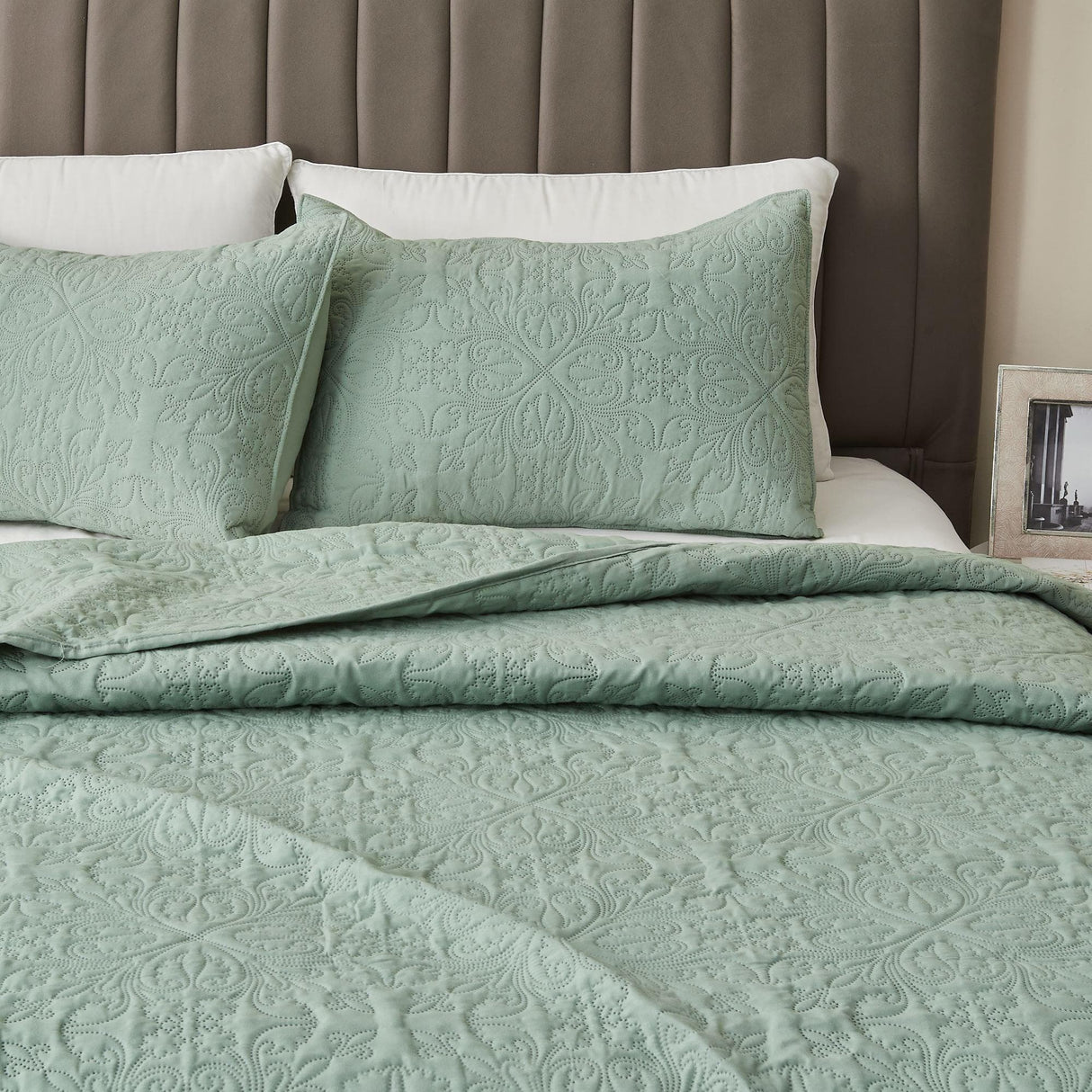 Oversized Mandala Pinsonic Quilt Set - Bonnie Collection