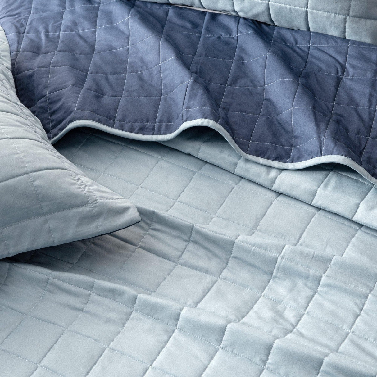 3 Piece Reversible Quilt Set - Mylo Collection