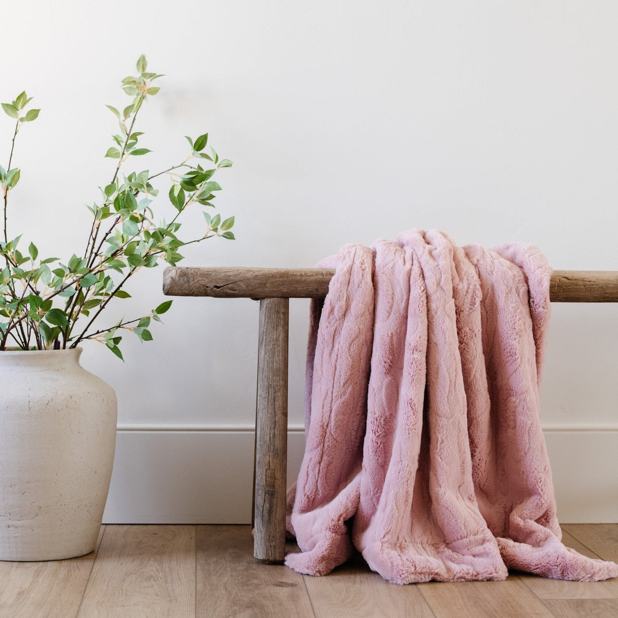 Faux Fur XL Throw Blankets