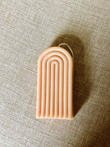 Rainbow Arch Candle – Handcrafted Soy Wax Artistry for a Colorful Touch